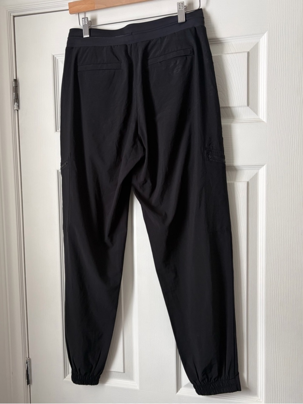 Athleta Venture Hiking Pants Lightweight Travel Jogger Black Size 2 - Picture 8 of 11